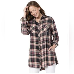 Tolani Collection | Plaid Buttondown Top with Patchwork print back. EUC